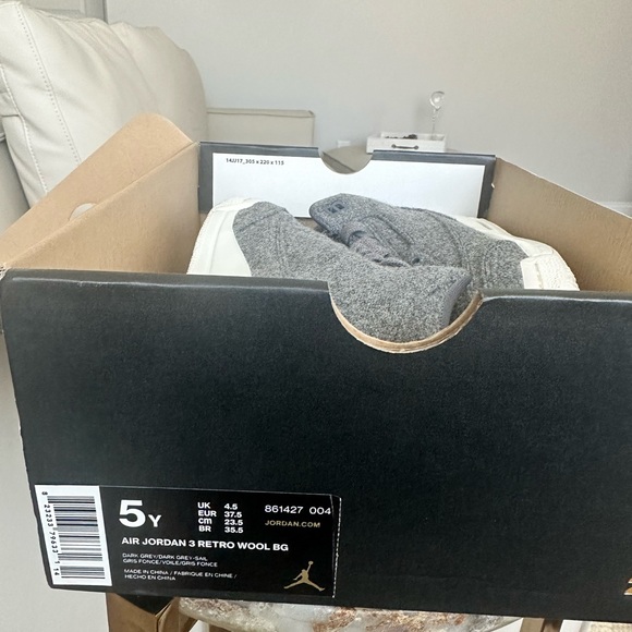 Jordan retro 3s - Picture 3 of 8